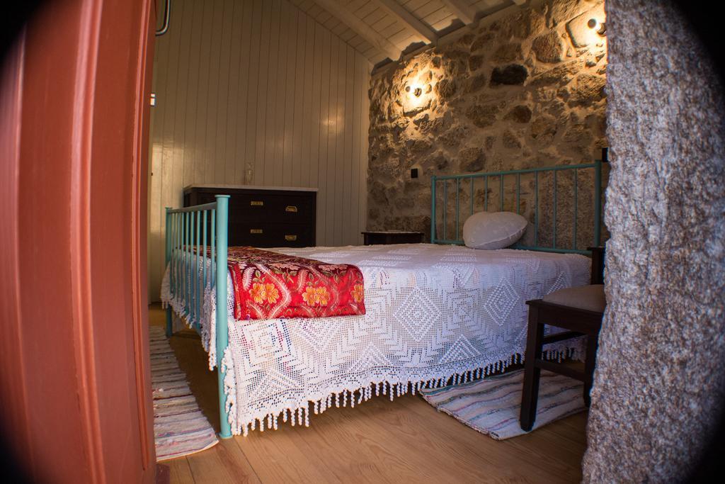 Casas Dos Avos Pensionat Vale de Cambra Værelse billede