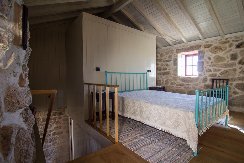 Casas Dos Avos Pensionat Vale de Cambra Værelse billede