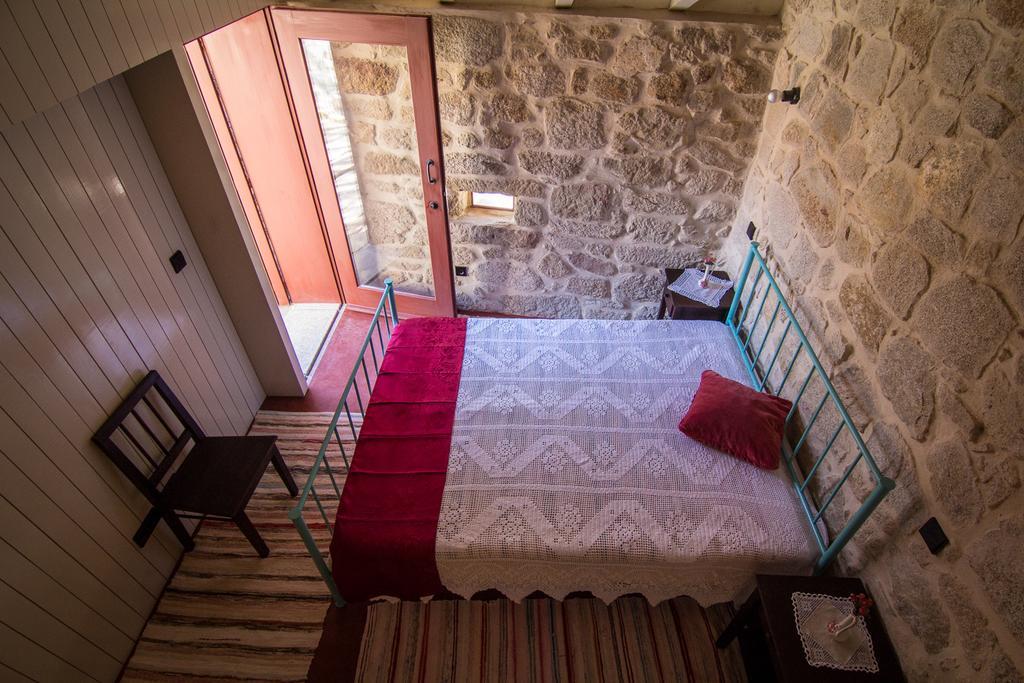Casas Dos Avos Pensionat Vale de Cambra Værelse billede
