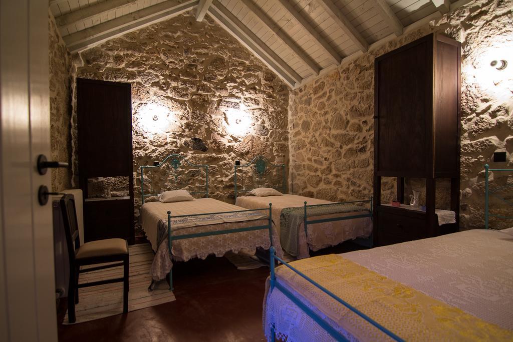 Casas Dos Avos Pensionat Vale de Cambra Værelse billede